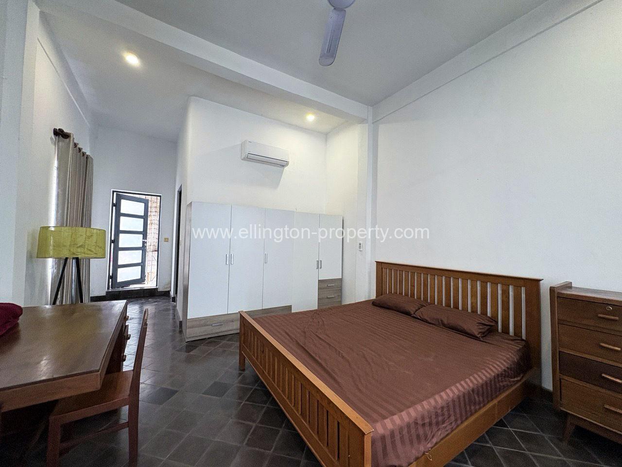 🏠 2 Bedroom Renovated House For Rent In Daun Penh Area - Ellington Property
