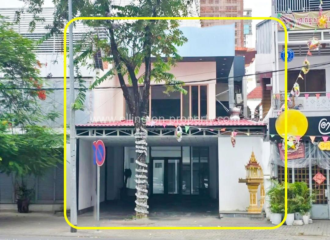 Shophouse For Rent In Bkk1 - Ellington Property
