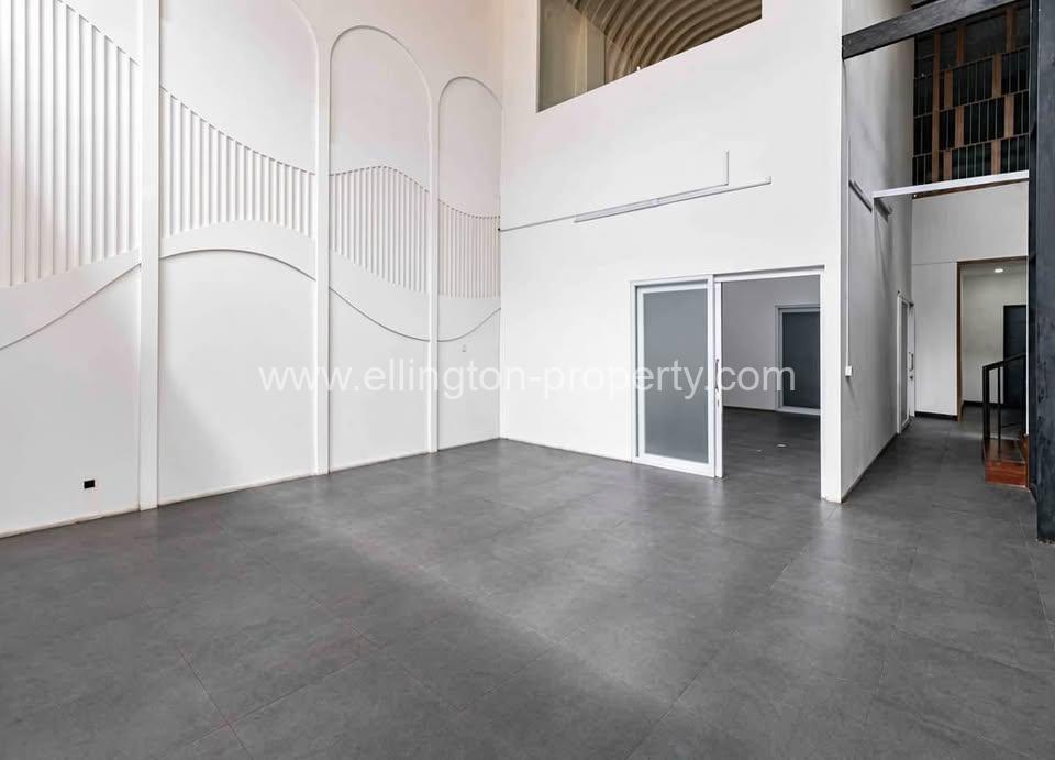 Shophouse For Rent In Bkk1 - Ellington Property
