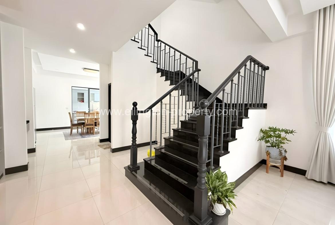 Modern Villa For Rent In Chroy Changvar - Ellington Property