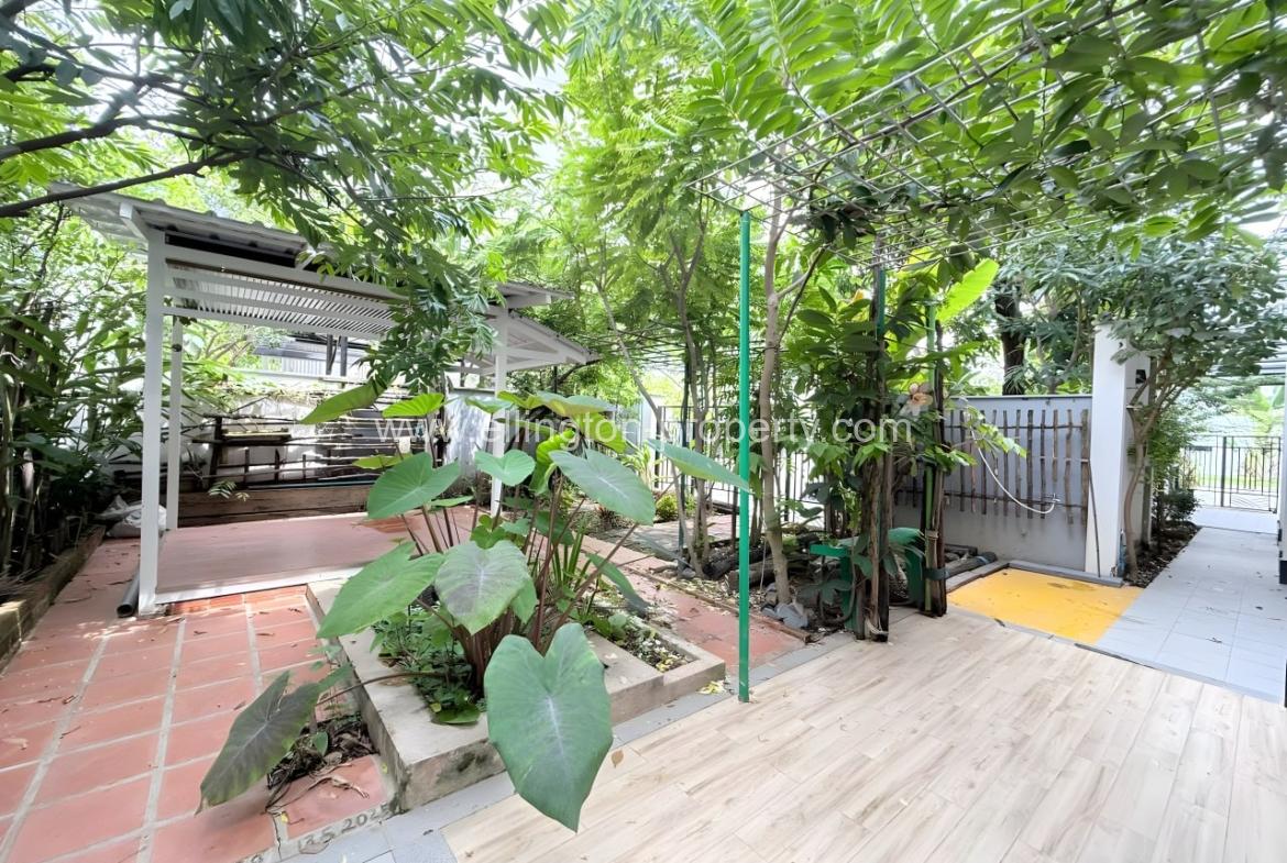 Modern Villa For Rent In Chroy Changvar - Ellington Property